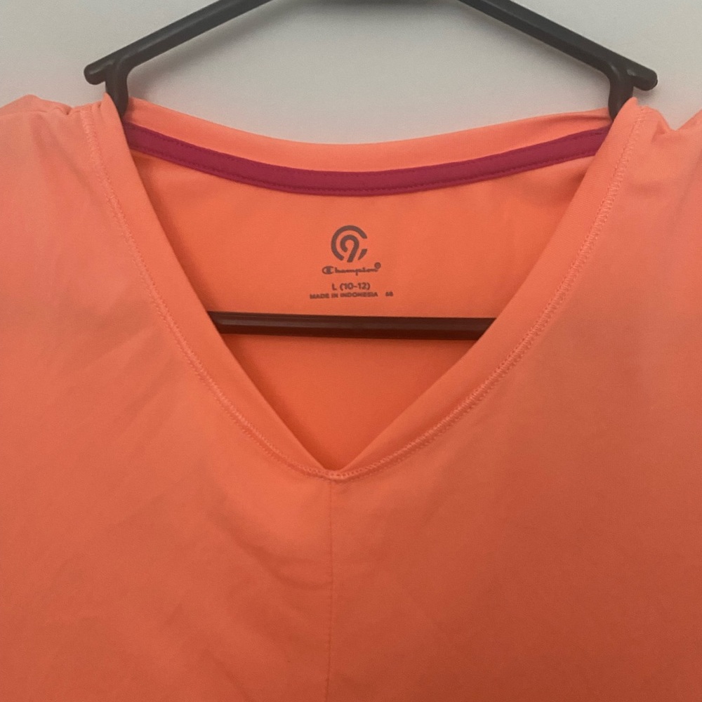 Champion tee - Picture 4 of 6
